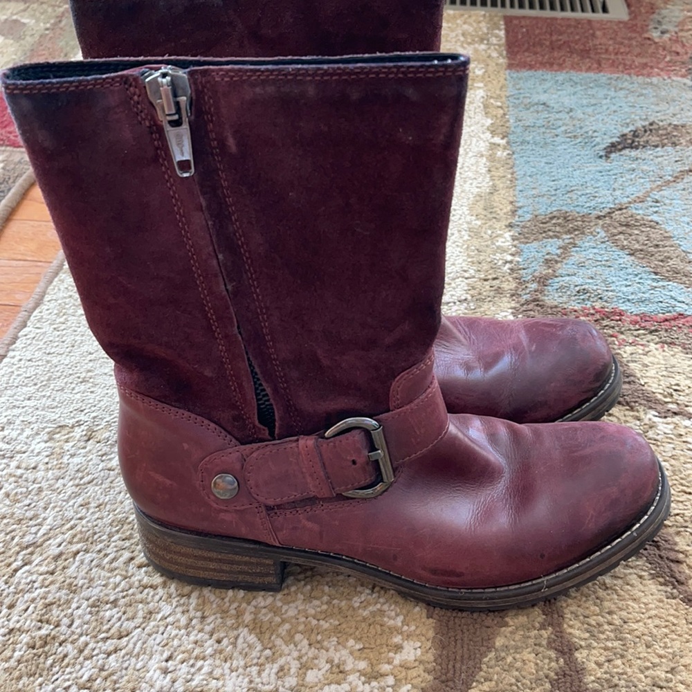 Burgundy Clarks Boots Comfy and Stylish